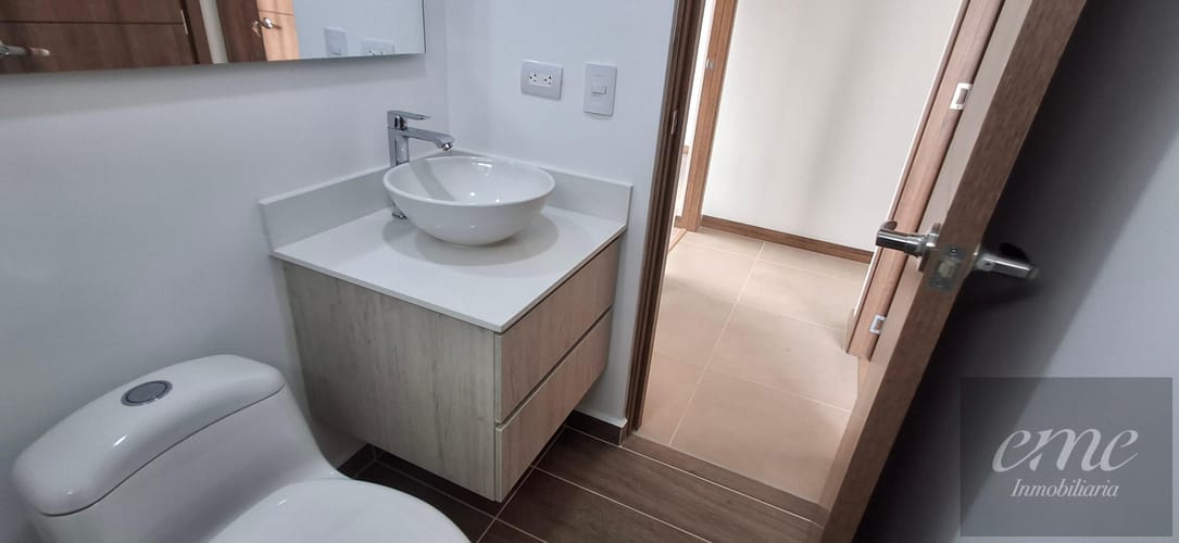 Apartamento de 3 alcobas en venta en Parque Residencial La Sabana, Sabaneta, 77 m² · foto 16 de 24