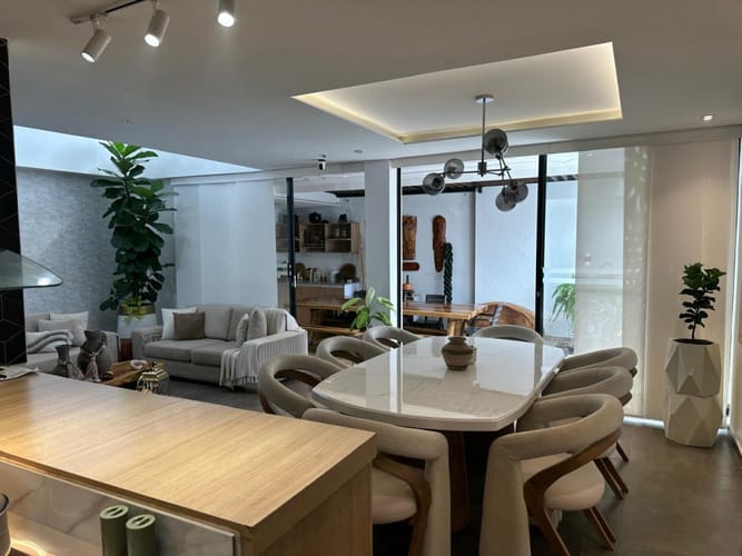 Casa de 4 alcobas en venta en Las Mercedes, Jamundí, 300 m² · foto 3 de 24