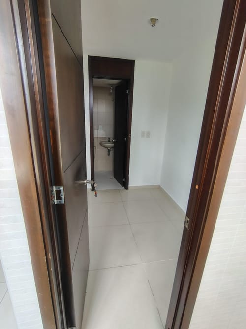 Apartamento de 3 alcobas en arriendo en Anillo Vial, Floridablanca, 120 m² · foto 11 de 19