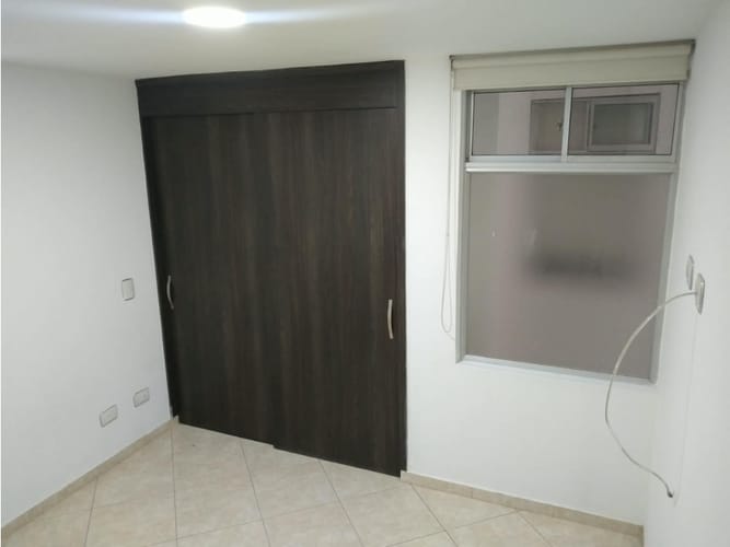 Apartamento de 3 alcobas en arriendo en Calle Del Banco, Sabaneta, 72 m² · foto 7 de 13