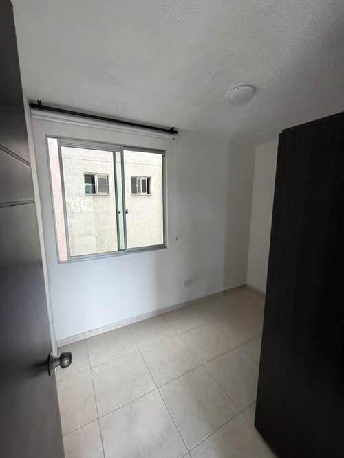 Apartamento de 2 alcobas en venta en Bosques De Santa Elena, Pereira, 37 m² · foto 7 de 7