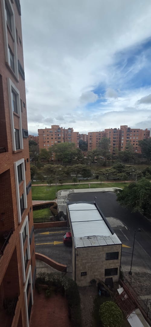 Apartamento de 2 alcobas en venta en La Trinidad, Bogotá, 72 m² · foto 5 de 14