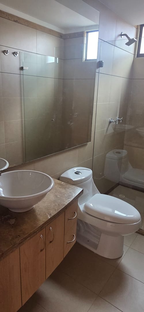 Apartamento de 2 alcobas en venta en La Trinidad, Bogotá, 72 m² · foto 6 de 14