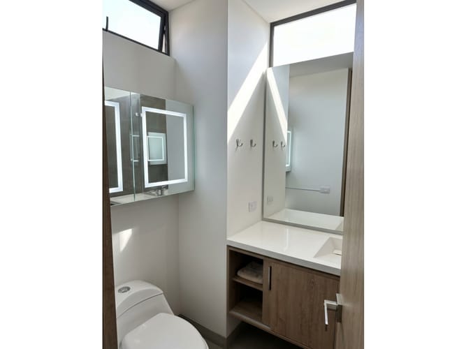 Apartamento de 3 alcobas en venta en El Recuerdo, Bogotá, 90 m² · foto 9 de 18