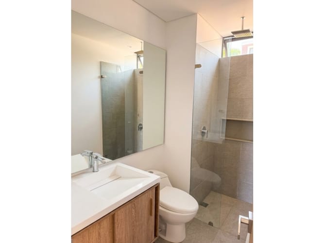 Apartamento de 3 alcobas en venta en El Recuerdo, Bogotá, 90 m² · foto 10 de 18