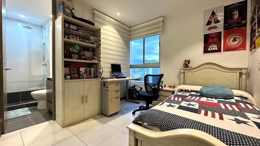 Apartamento de 3 alcobas en venta en Pontevedra, Envigado, 154 m² · foto 7 de 17