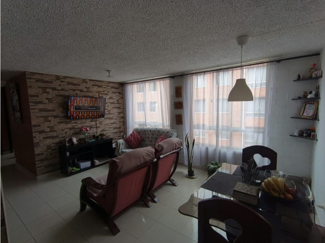 Apartamento de 3 alcobas en venta en Zona Centro, Madrid, 59 m² · foto 2 de 19
