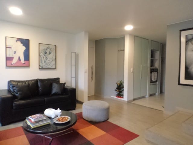 Apartamento de 3 alcobas en venta en Santa Barbara, Bogotá, 133 m² · foto 12 de 24