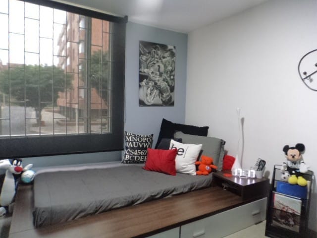 Apartamento de 3 alcobas en venta en Santa Barbara, Bogotá, 133 m² · foto 21 de 24