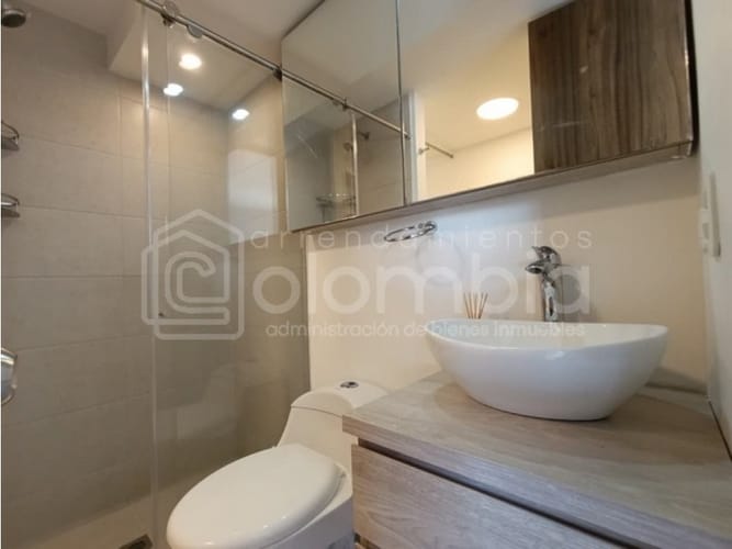 Apartamento de 3 alcobas en arriendo en Estadio, Medellín, 63 m² · foto 11 de 15