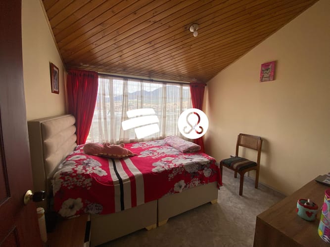 Casa de 4 alcobas en venta en 20 De Julio, Bogotá, 96 m² · foto 3 de 11