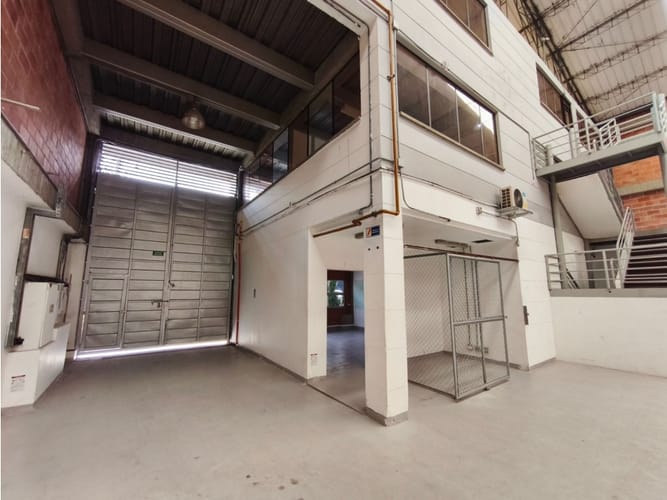 Bodega en arriendo en Playas De Doña Maria, Sabaneta, 860 m² · foto 6 de 15