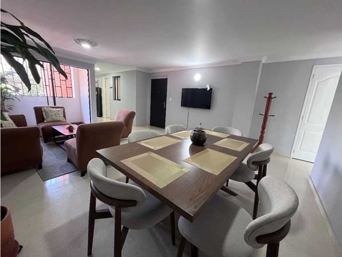 Apartamento de 4 alcobas en arriendo en Bolivariana, Medellín, 105 m² · foto 4 de 24