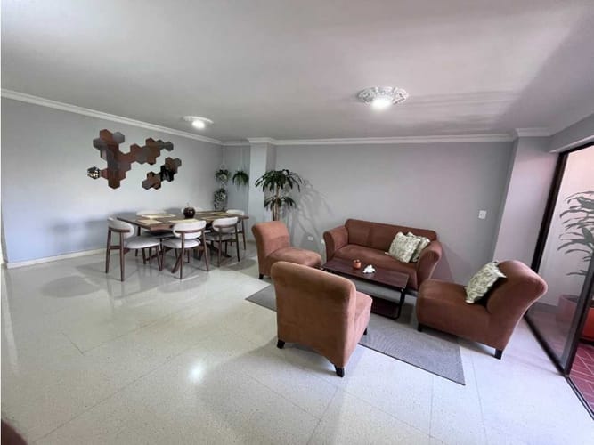 Apartamento de 4 alcobas en arriendo en Bolivariana, Medellín, 105 m² · foto 5 de 24