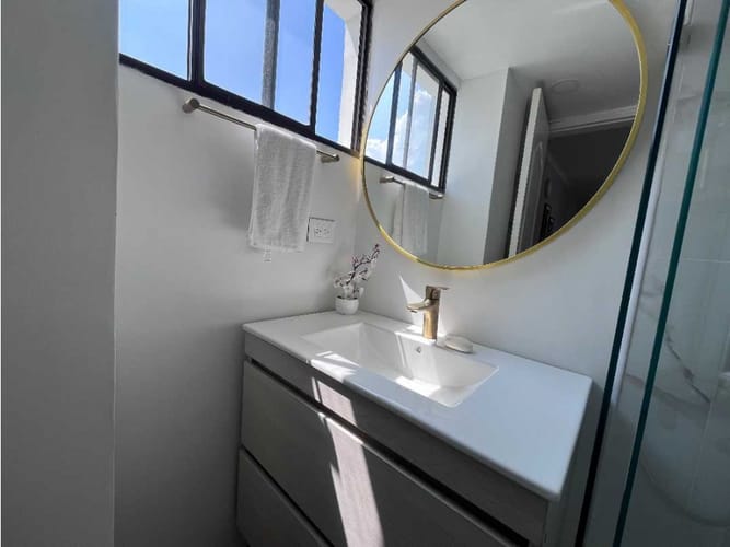 Apartamento de 4 alcobas en arriendo en Bolivariana, Medellín, 105 m² · foto 24 de 24