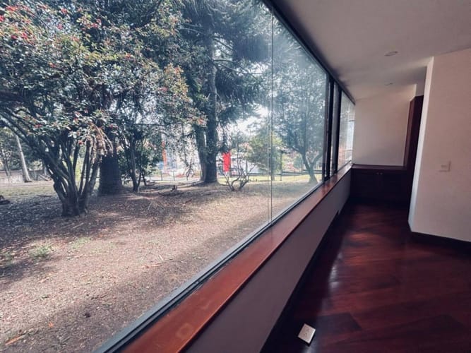 Apartamento de 3 alcobas en venta en Cerros De Suba, Bogotá, 340 m² · foto 4 de 24