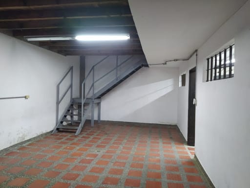 Bodega en arriendo en Belén Fatima, Medellín, 368 m² · foto 6 de 24