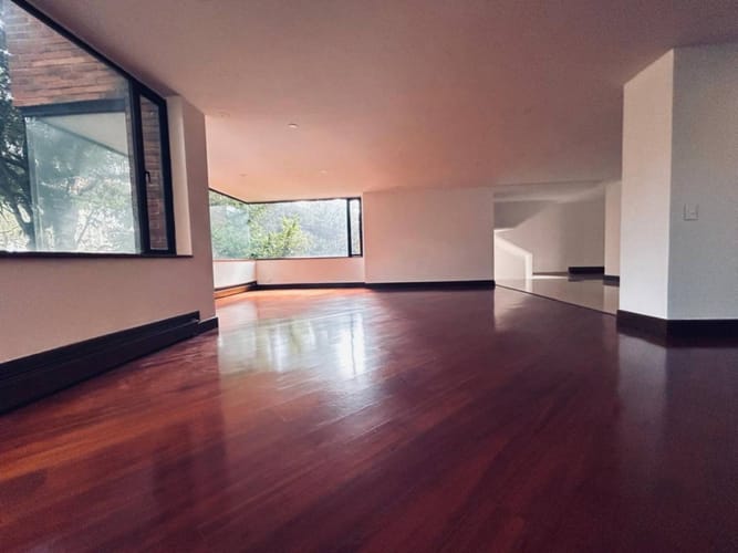 Apartamento de 3 alcobas en venta en Cerros De Suba, Bogotá, 340 m² · foto 6 de 24