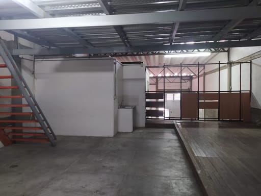 Bodega en arriendo en Belén Fatima, Medellín, 368 m² · foto 9 de 24
