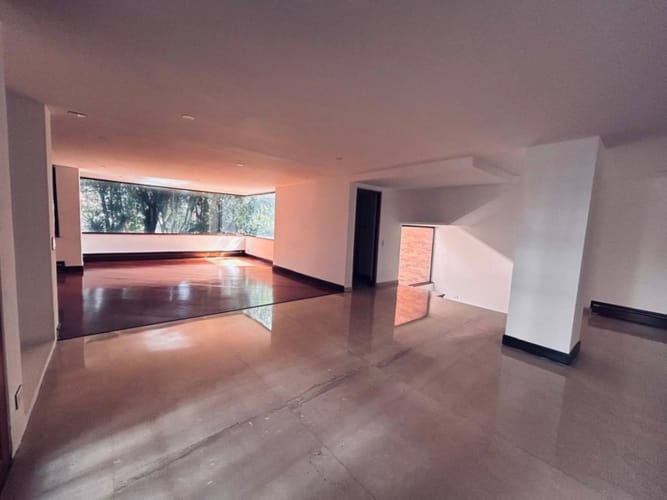 Apartamento de 3 alcobas en venta en Cerros De Suba, Bogotá, 340 m² · foto 13 de 24