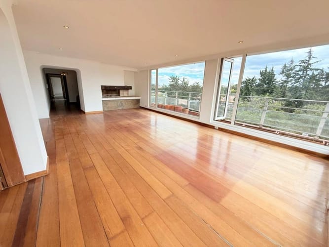 Apartamento de 3 alcobas en venta en Pontevedra, Bogotá, 200 m² · foto 6 de 24