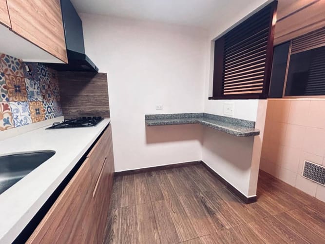 Apartamento de 3 alcobas en venta en Los Andes, Bogotá, 79 m² · foto 4 de 23