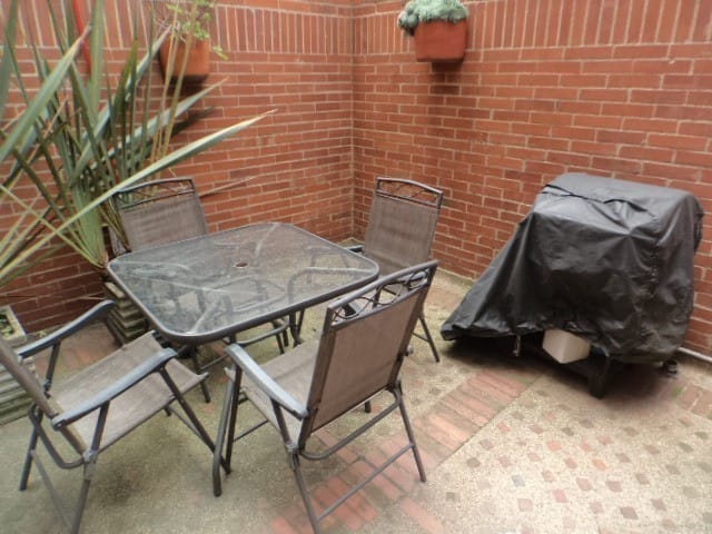 Apartamento de 1 alcoba en venta en Santa Barbara, Bogotá, 58 m² · foto 2 de 24