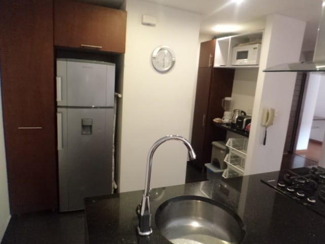 Apartamento de 1 alcoba en venta en Santa Barbara, Bogotá, 58 m² · foto 7 de 24