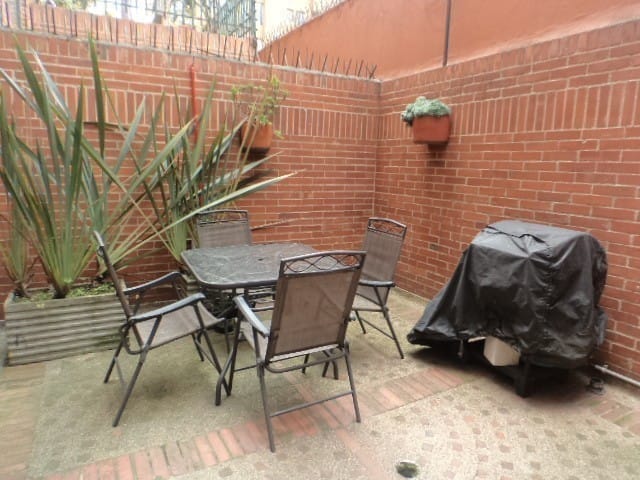 Apartamento de 1 alcoba en venta en Santa Barbara, Bogotá, 58 m² · foto 13 de 24
