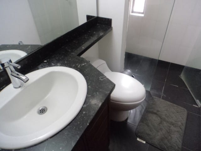 Apartamento de 1 alcoba en venta en Santa Barbara, Bogotá, 58 m² · foto 16 de 24