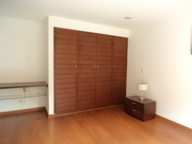 Apartamento de 1 alcoba en venta en Santa Barbara, Bogotá, 58 m² · foto 20 de 24