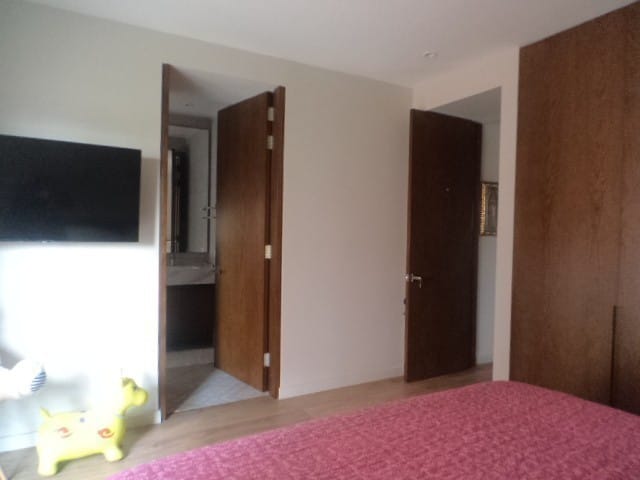 Apartamento de 3 alcobas en venta en La Cabrera, Bogotá, 200 m² · foto 15 de 24