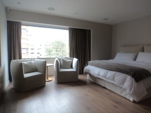Apartamento de 3 alcobas en venta en La Cabrera, Bogotá, 200 m² · foto 23 de 24