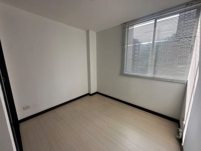 Apartamento de 3 alcobas en arriendo en El Trianon, Envigado, 67 m² · foto 5 de 14