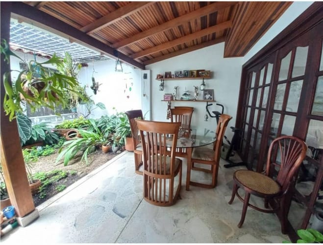 Casa de 4 alcobas en arriendo en Ciudad Jardin, Cali, 185 m² · foto 13 de 24