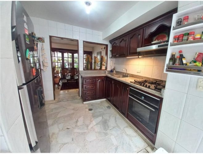 Casa de 4 alcobas en arriendo en Ciudad Jardin, Cali, 185 m² · foto 14 de 24