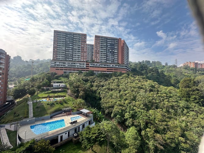 Apartamento de 3 alcobas en arriendo en El Trianon, Envigado, 67 m² · foto 14 de 14