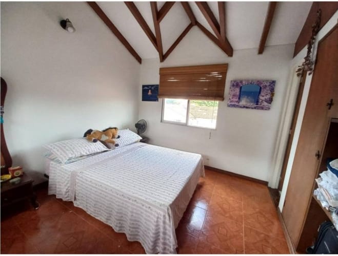 Casa de 4 alcobas en arriendo en Ciudad Jardin, Cali, 185 m² · foto 23 de 24