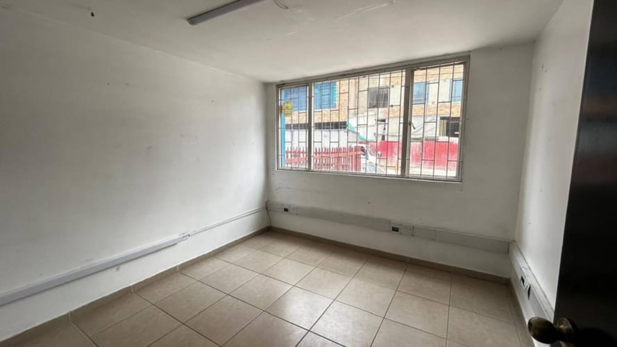 Casa de 7 alcobas en arriendo en Andes Norte, Bogotá, 300 m² · foto 7 de 24