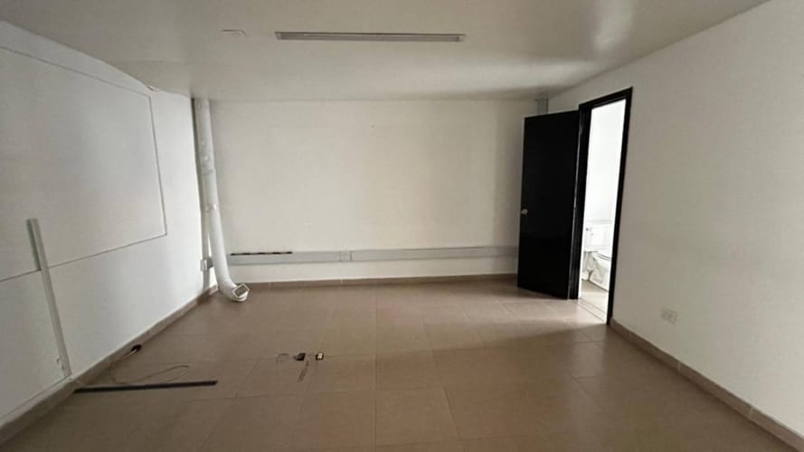 Casa de 7 alcobas en arriendo en Andes Norte, Bogotá, 300 m² · foto 13 de 24