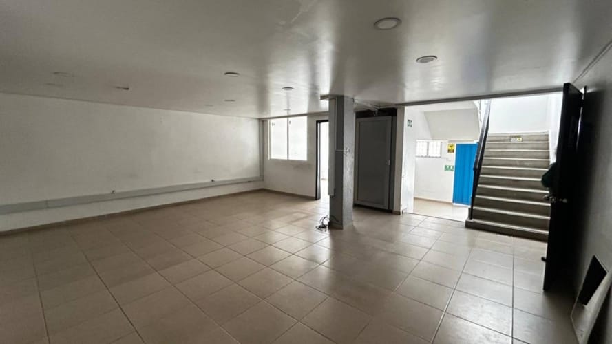 Casa de 7 alcobas en arriendo en Andes Norte, Bogotá, 300 m² · foto 16 de 24
