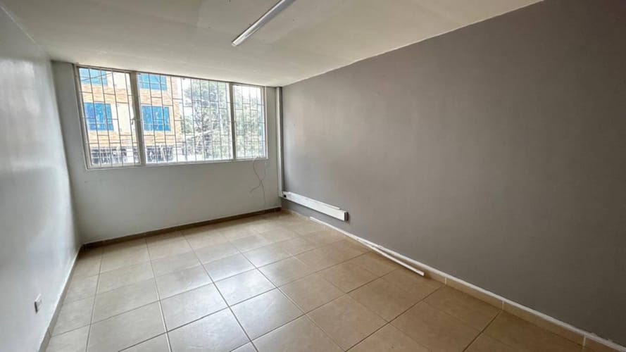 Casa de 7 alcobas en arriendo en Andes Norte, Bogotá, 300 m² · foto 17 de 24