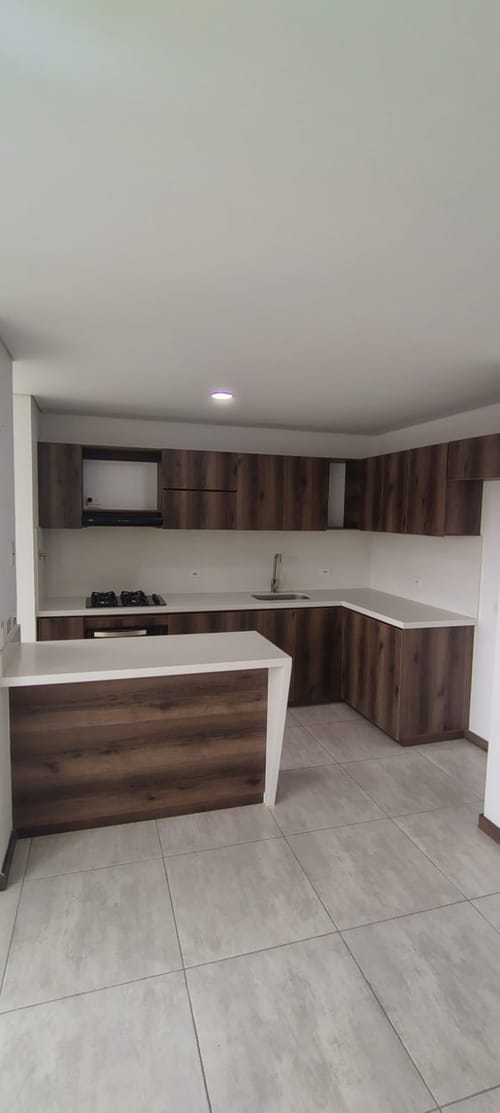 Apartamento de 1 alcoba en venta en Rionegro, 52 m² · foto 5 de 11