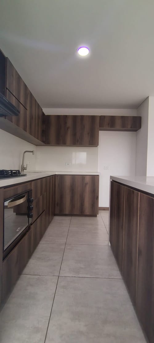 Apartamento de 1 alcoba en venta en Rionegro, 52 m² · foto 7 de 11