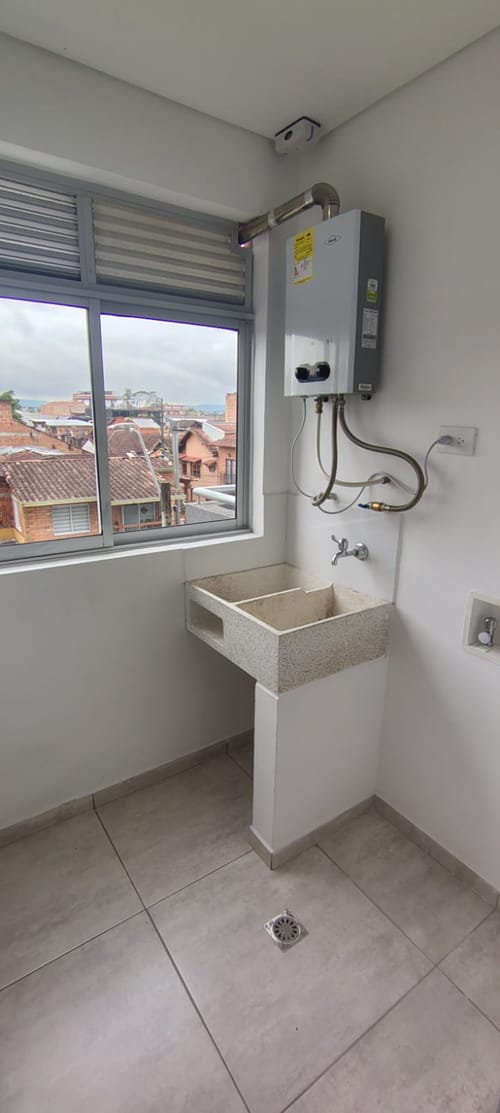 Apartamento de 1 alcoba en venta en Rionegro, 52 m² · foto 8 de 11