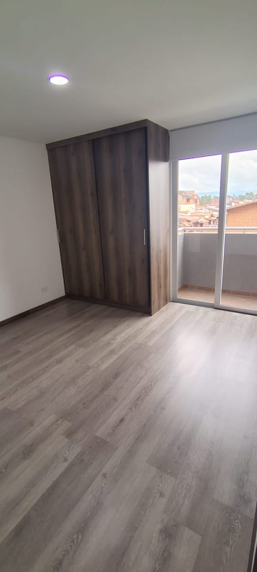 Apartamento de 1 alcoba en venta en Rionegro, 52 m² · foto 9 de 11