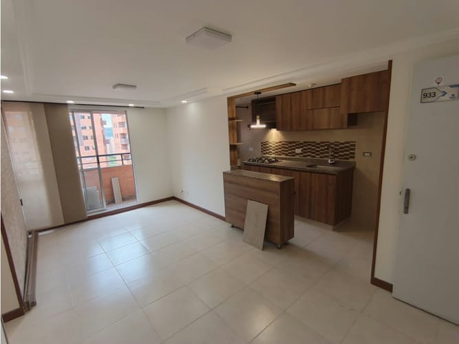 Apartaestudio en venta en La Prosperidad, Madrid, 61 m² · foto 2 de 22