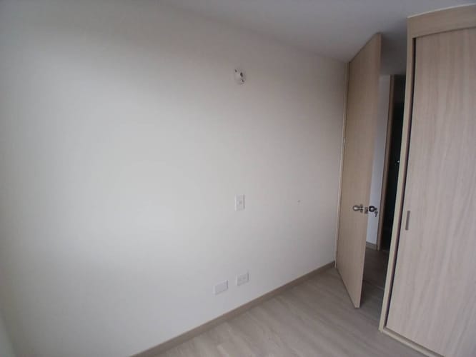 Apartamento de 3 alcobas en venta en Alcala, Mosquera, 54 m² · foto 14 de 24