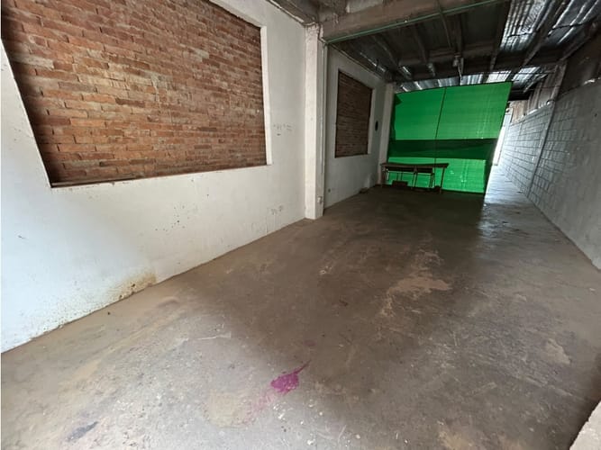 Bodega en arriendo en Centro, Bucaramanga, 130 m² · foto 2 de 9