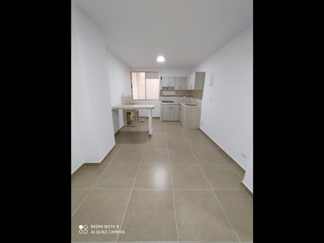 Apartaestudio en arriendo en Champagnat, Cali, 43 m² · foto 4 de 11